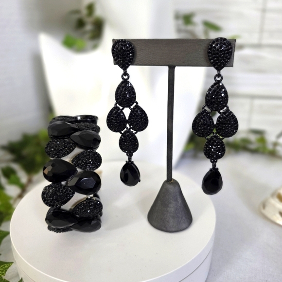 Elegant Glam Bracelet Earrimgs Set Black Glass and Crystal Teardrop - Picture 1 of 12